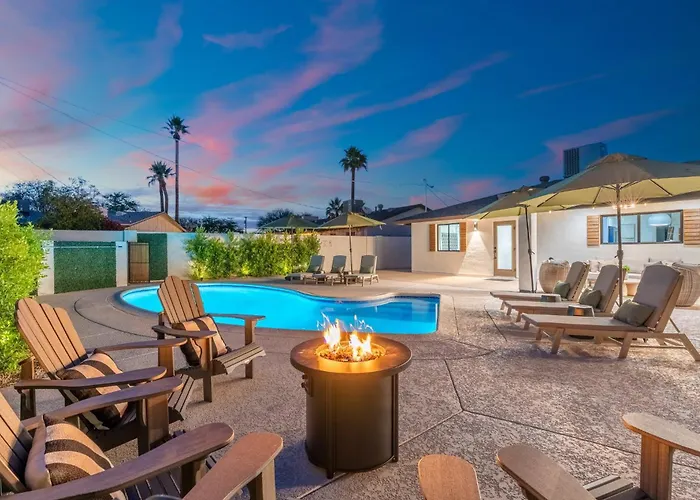 Holiday home New The Hensley On Hubbell *