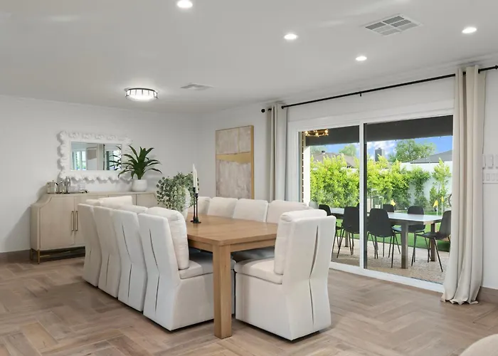 Holiday home New The Hensley On Hubbell