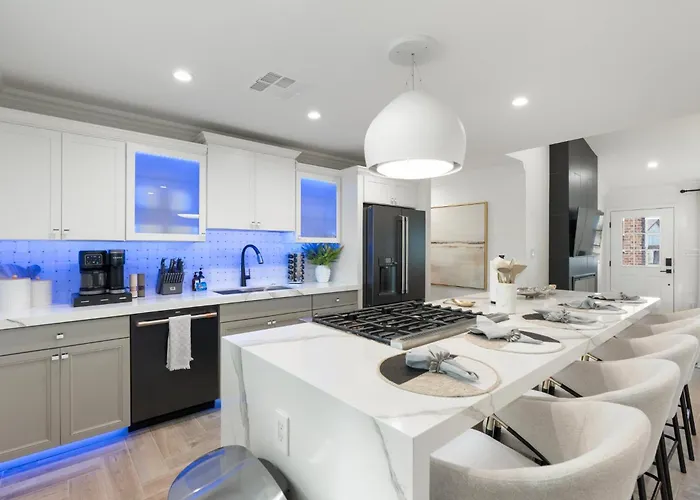 Holiday home New The Hensley On Hubbell